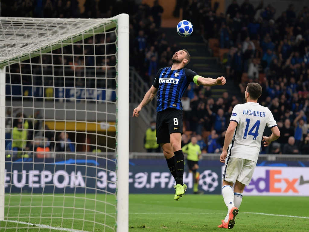 进攻风格成 进攻风格成