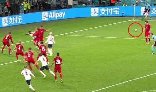 开云-英格兰制胜点球引争议 名宿直言误判社媒疯狂吐槽