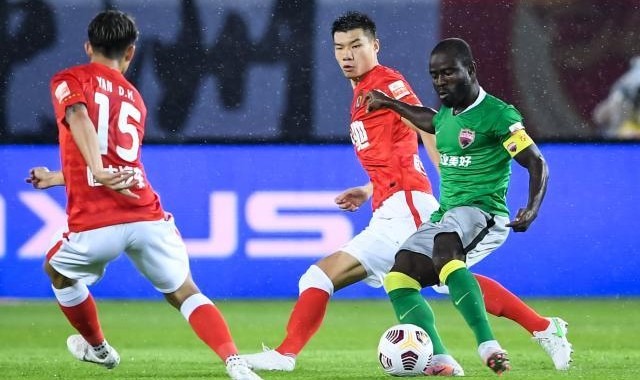 kaiyun-首胜！恒大质疑中找回自我 “高艾”来电防线终零封