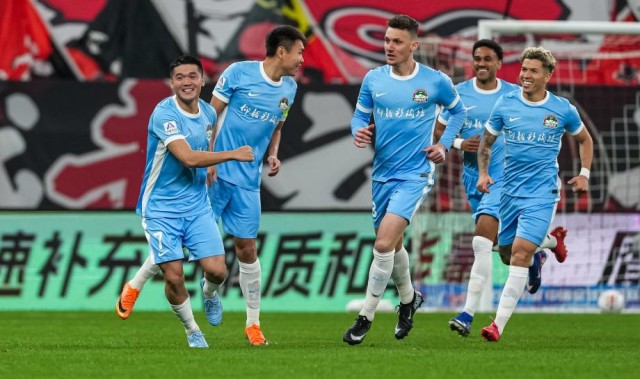 中超-钟义浩进球迈达纳破门 河南队战胜上海海港