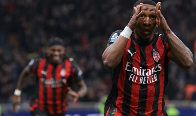 开云体育下载-意甲-埃斯图皮尼安处子球 米兰1-0国米德比三连胜