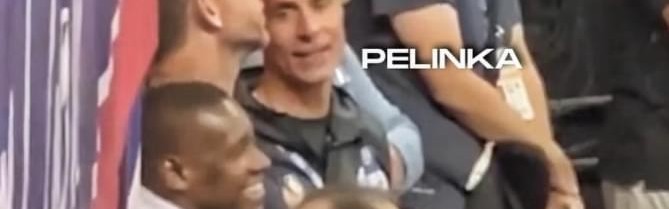 开云app-哇，交易开始，湖人热闹了！