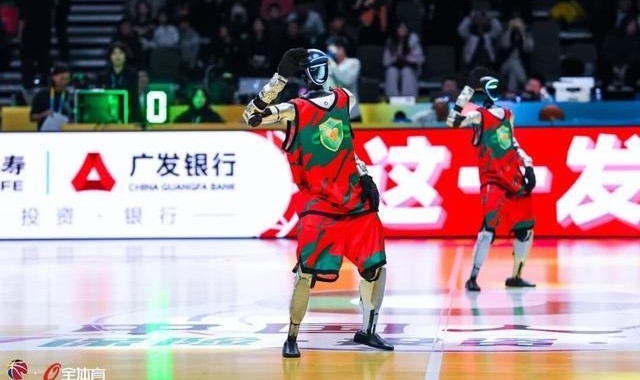 开云体育下载-球星助阵、机器人天团出道！广发银行亮相CBA全明星周末
